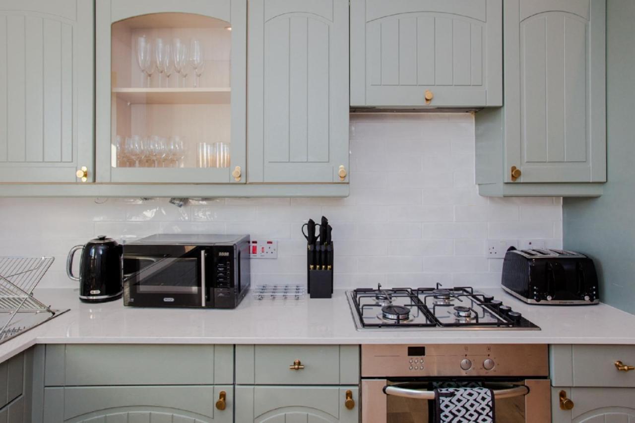 The Sparkford Gardens - Lovely 2Bdr With Balcony Londra Esterno foto