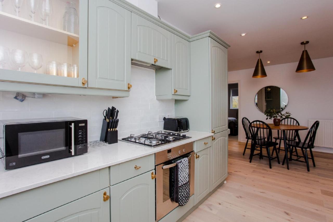 The Sparkford Gardens - Lovely 2Bdr With Balcony Londra Esterno foto